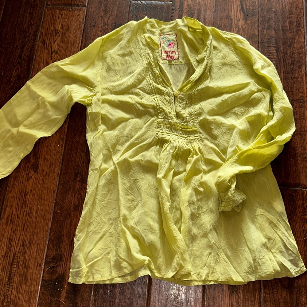 Johnny Was blouse chartreuse size Medium